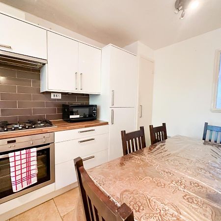 36 O'Leary Square Διαμέρισμα Λονδίνο Εξωτερικό φωτογραφία